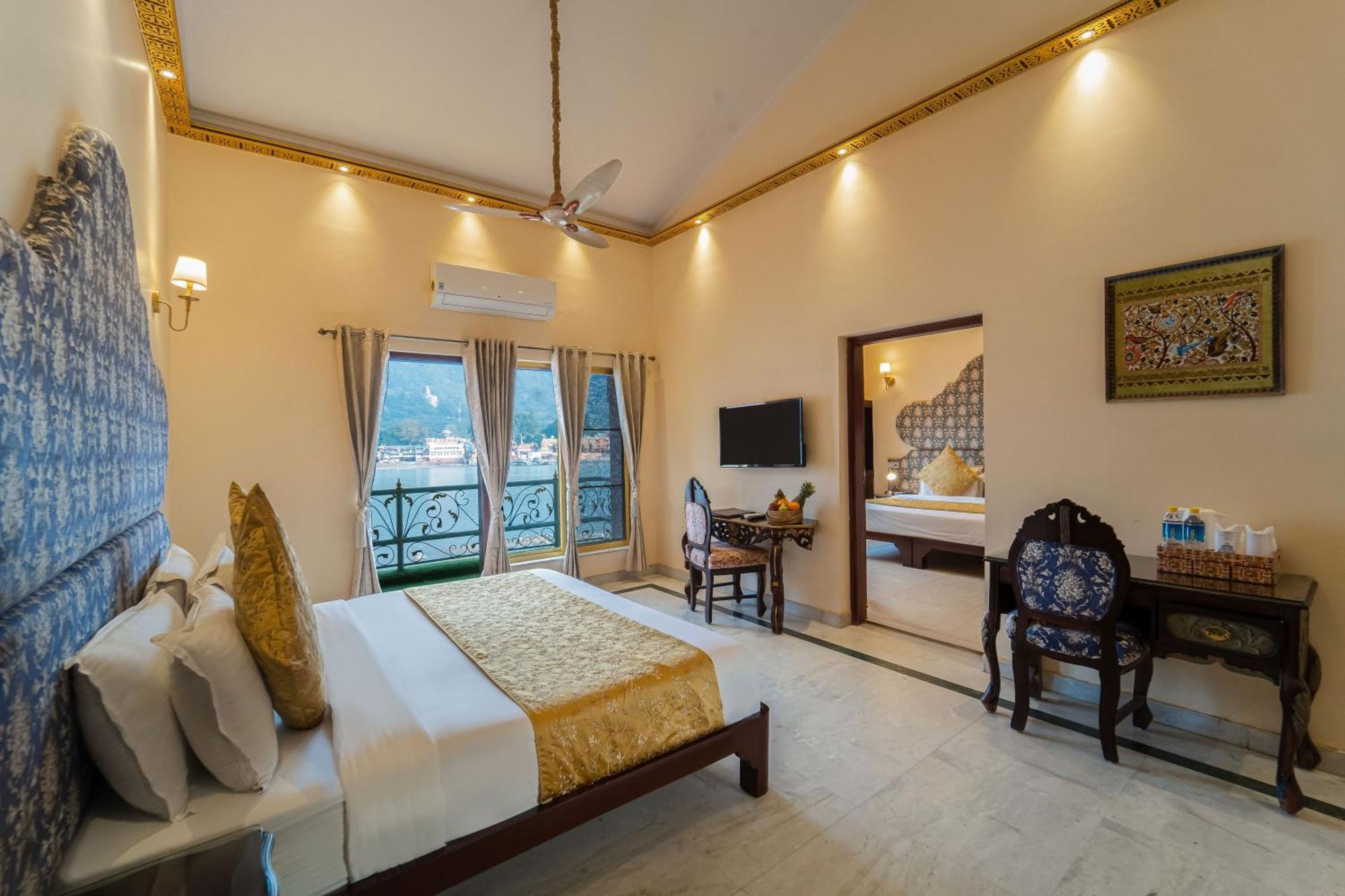 The Neeraj Ganga Heritage Palace Рішикеш Екстер'єр фото