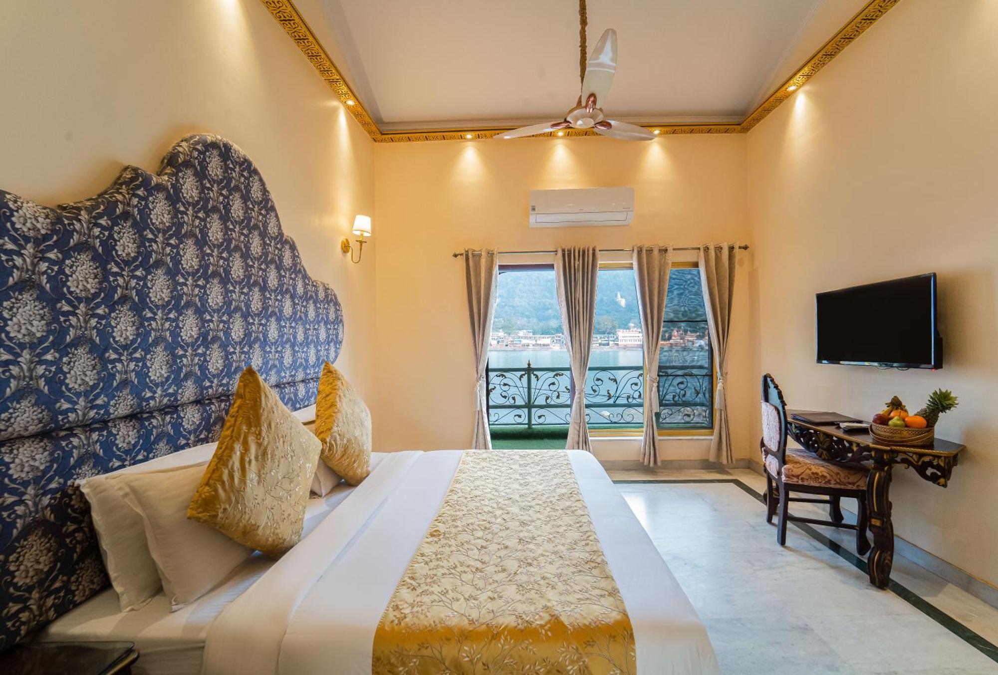 The Neeraj Ganga Heritage Palace Рішикеш Екстер'єр фото