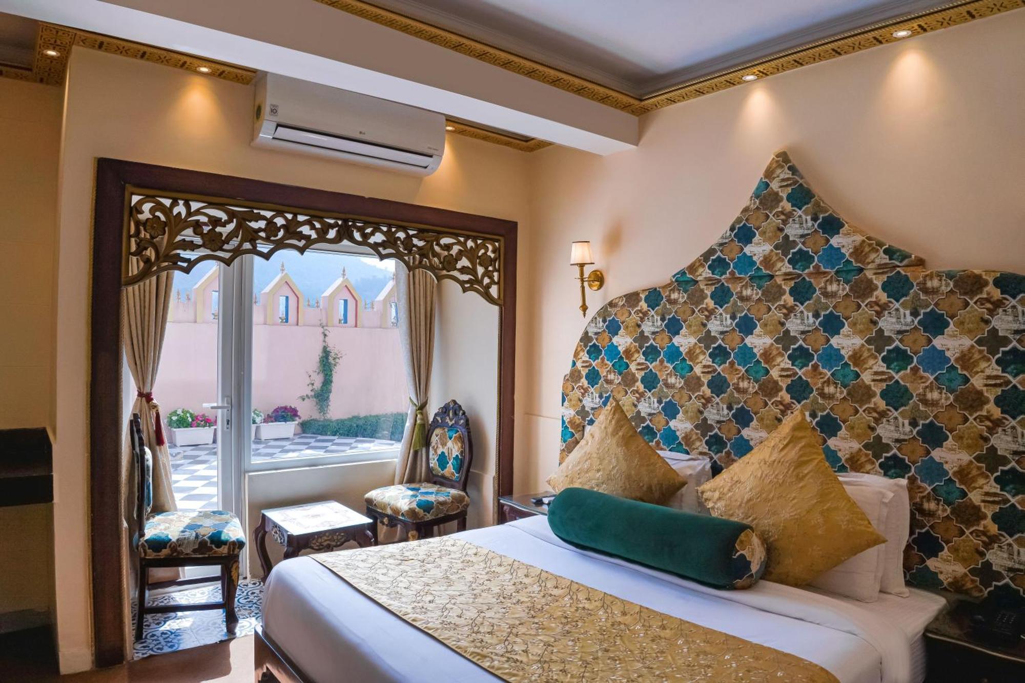 The Neeraj Ganga Heritage Palace Рішикеш Екстер'єр фото